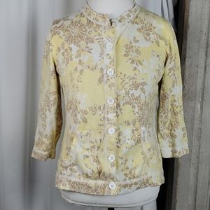 Eddie Bauer yellow patterned buttoned cardigan in a size medium